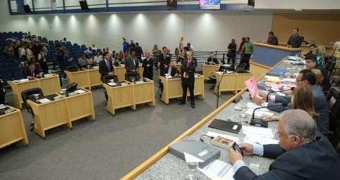 Debate e projetos est&atilde;o na pauta da pr&oacute;xima sess&atilde;o da C&acirc;mara Municipal