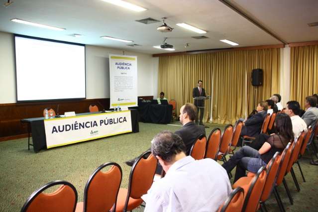 Nova ferrovia deve reduzir custo do frete para escoar gr&atilde;os em at&eacute; 60%