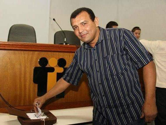 Gaeco faz opera&ccedil;&atilde;o em duas cidades e cumpre mandado na casa de prefeito