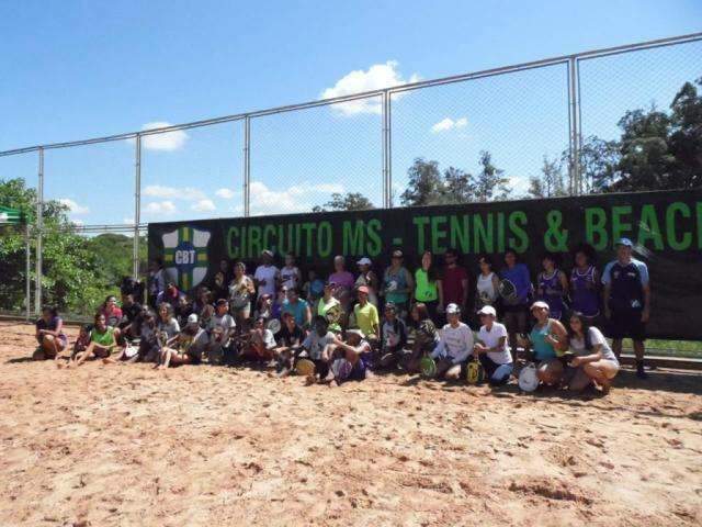 Atletas de MS s&atilde;o selecionados para copa de beach tennis em SC