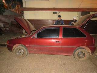VW Gol furtado foi recuperado pela Guarda Municipal durante operação (Foto: Divulgação/GM)