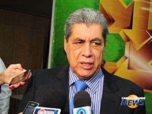 Governador assina conv&ecirc;nios com a prefeitura para melhorias no tr&acirc;nsito