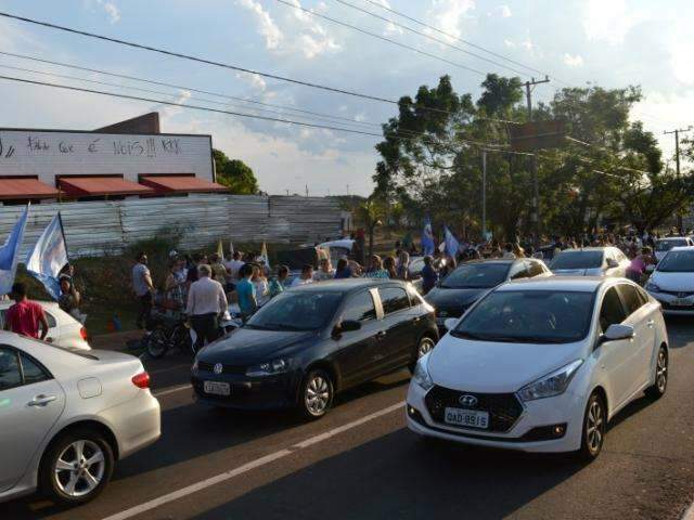 PSDB faz bandeirada nos altos da Afonso Pena contra &#039;j&aacute; ganhou&#039; do advers&aacute;rio