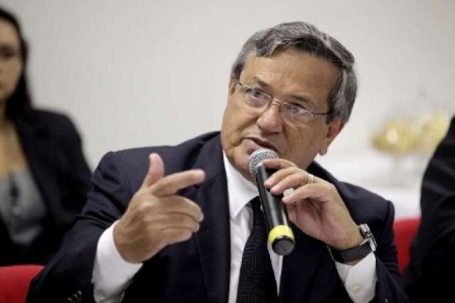 Presidente nacional do PTB participa de reuni&atilde;o hoje na Capital