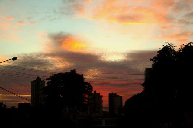 Dia ainda amanhece gelado, mas temperaturas sobem em Campo Grande
