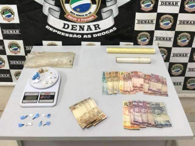 Av&ocirc; e neto eram &quot;s&oacute;cios&quot; do tr&aacute;fico em resid&ecirc;ncia da Vila Aimor&eacute;