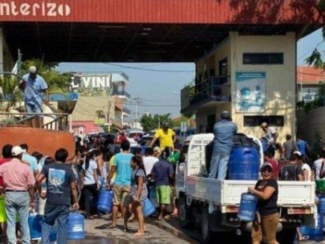 Com monte de terra e entulhos, fronteira segue fechada pelo 7&ordm; dia 