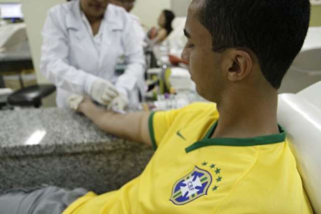 Lei repete benef&iacute;cio de meia entrada para doadores de sangue e medula