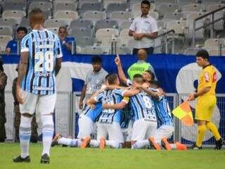 Grêmio ignorou o &quot;fator casa&quot; e, com gol do estreante André, começou o Brasileirão com vitória. (Foto: Grêmio FBPA/Divulgação)