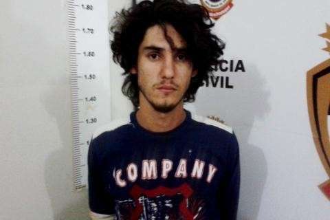 Mortas a facadas, av&oacute; e neta ser&atilde;o enterradas hoje no mesmo t&uacute;mulo