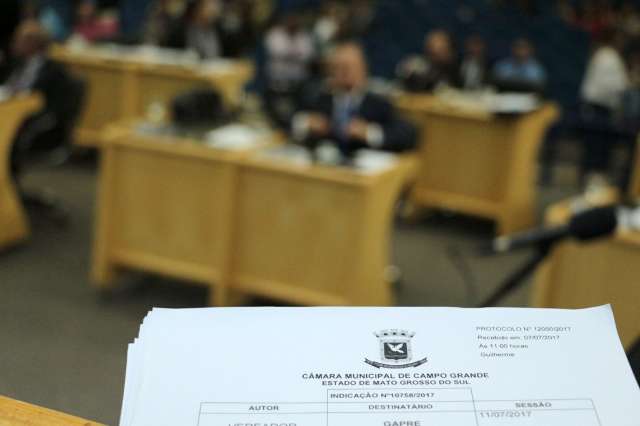 Vereadores encaminham quase 12 mil pedidos &agrave; Prefeitura em seis meses
