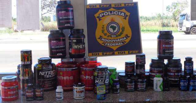Motorista &eacute; flagrado com 30 frascos de suplemento alimentar contrabandeado
