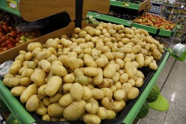 Com calor e chuva, batata fica 111% mais cara em quatro dias na Capital