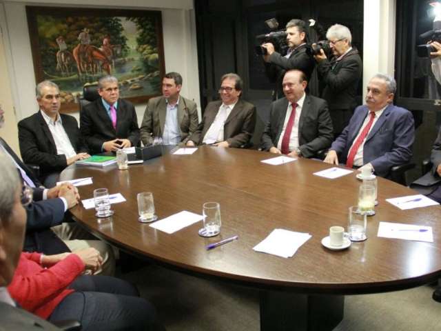 Documentos mostram que atos de Reinaldo foram corretos, diz TCE