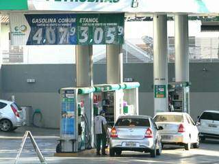 Gasolina a R$ 4,07, menor preço encontrado em Campo Grande pela reportagem (Foto: Saul Schramm)