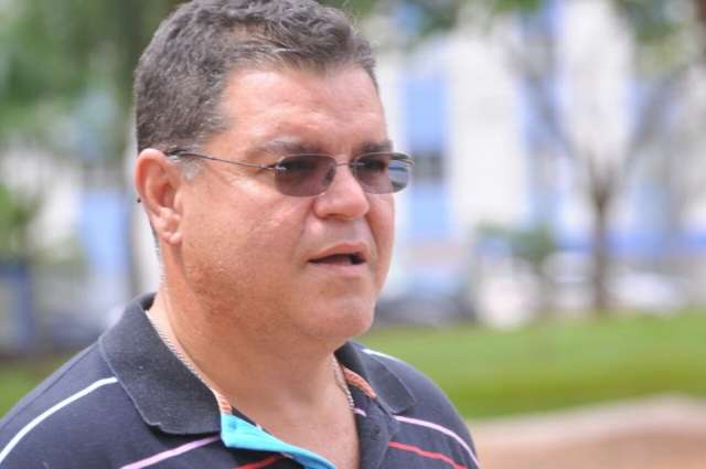Jovens fazem protesto contra mudan&ccedil;a de comando do Instituto Mirim