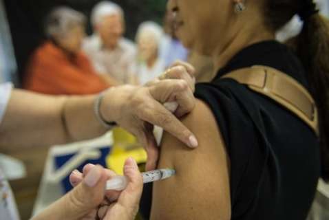 Postos de saúde começam na segunda-feira campanha de vacinação contra gripe