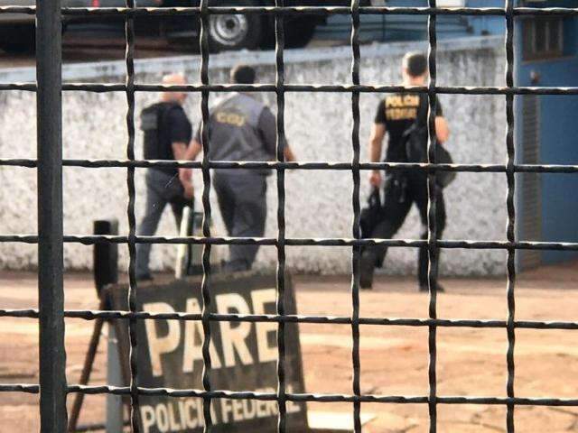 Envolvido em fraude em contratos &eacute; preso por guardar armas e muni&ccedil;&otilde;es