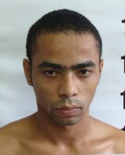 Juliano estava foragido e foi preso após furtar para comprar drogas. (Foto: Divulgação)