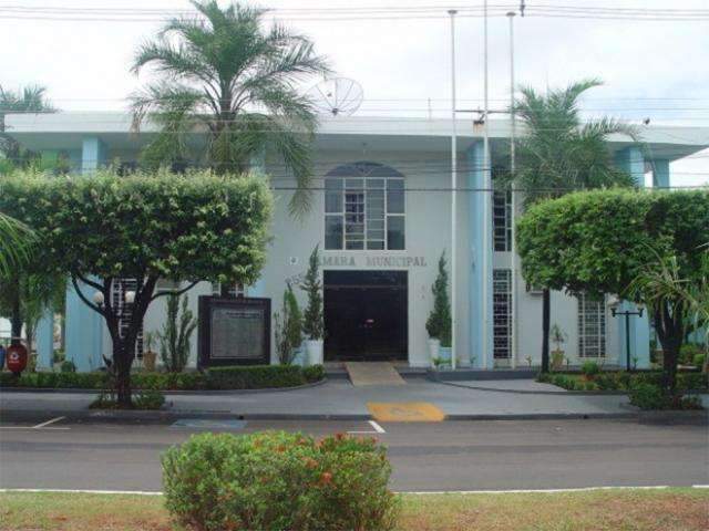 Prefeito e vereadores t&ecirc;m 72 horas para explicar empr&eacute;stimo de R$ 35 milh&otilde;es