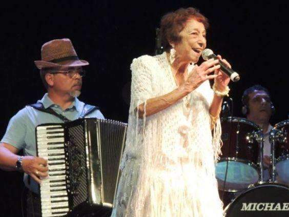 Show de Intervalo com Delinha &eacute; novidade da rodada no Moren&atilde;o