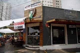 Bar fica na rua José Antônio, esquina com a Barão do Rio Branco  (Foto: Marcelo Victor)