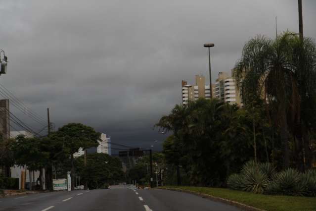 S&aacute;bado de c&eacute;u nublado e garoa em algumas regi&otilde;es da Capital