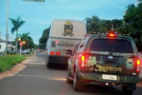 Vinte e dois presos s&atilde;o transferidos de Navira&iacute; para Dois Irm&atilde;os do Buriti 