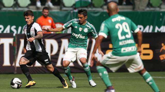Em jogo ap&aacute;tico  e com muitos erros, Santos e Palmeiras ficam no 0X0 