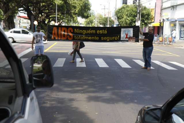 Com verba retida, manifesta&ccedil;&atilde;o critica descaso na preven&ccedil;&atilde;o &agrave; Aids