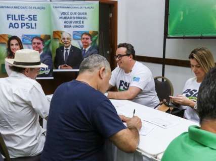 PSL busca novas lideranças e aposta em deputado para prefeitura