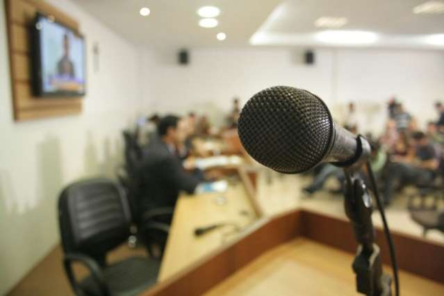 C&acirc;mara recusa pedido de Bernal e pode cass&aacute;-lo ap&oacute;s o Natal