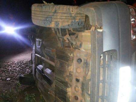 Animal causa capotagem e passageiro sem cinto de seguran&ccedil;a morre na 080