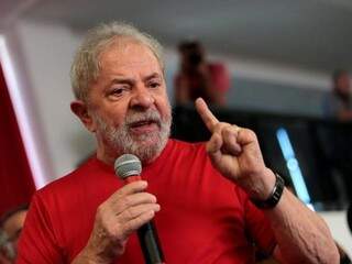Lula será transferido para estabelecimento prisional de São Paulo. 