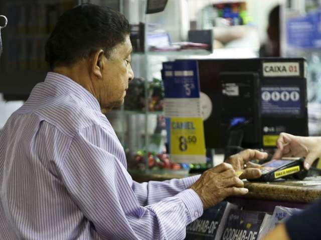 INSS alerta idosos sobre fraudes em cr&eacute;dito consignado