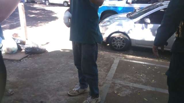 Briga entre vizinhos por causa de som alto termina com um esfaqueado