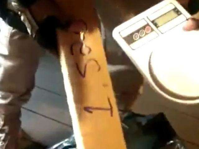 Flagrante em &ocirc;nibus na BR-163 leva PM at&eacute; ponto de distribui&ccedil;&atilde;o de drogas 