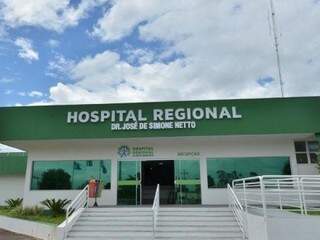 Fachada do hospital da região de fronteira. (Foto: Porã News) 