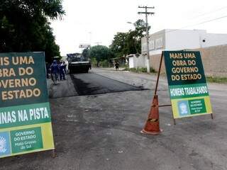 Recapeamento de ruas em Corumbá. (Foto: Divulgação)