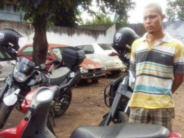 Sem documentos, homem leva PM &agrave; sua casa e vai preso com moto furtada