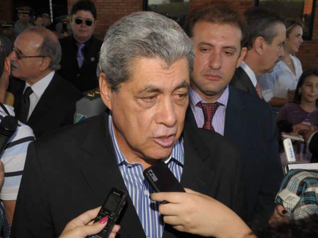  Governador veta projeto sobre inaugura&ccedil;&atilde;o parcial de obras