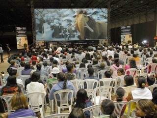 Sessão de cinema para crianças, que inaugurou 2ª etapa do Cine Sesi em 2010 (Foto: Fiems/Divulgação)