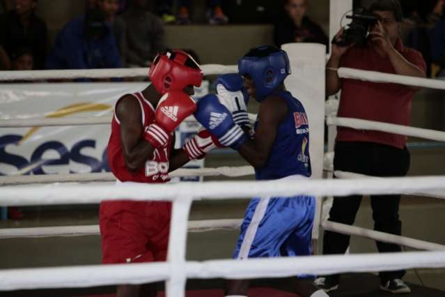 Pugilista de MS n&atilde;o resiste &agrave; for&ccedil;a de paulista e &eacute; nocauteado em Brasileiro