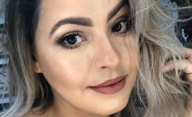 Cabeleireira que matou vendedor a facadas vai a j&uacute;ri popular 