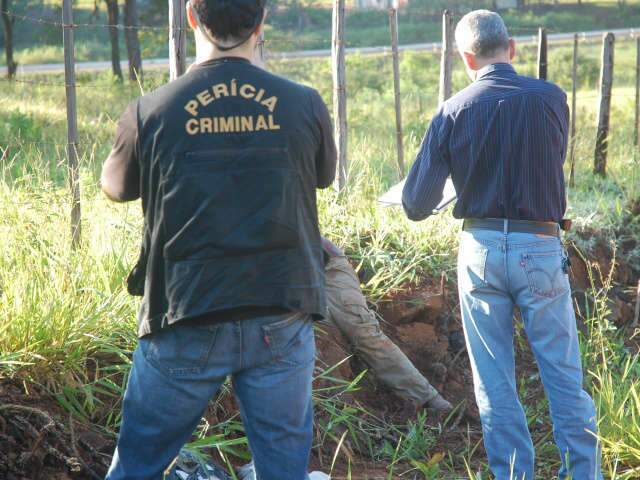  Homem &eacute; encontrado morto em matagal de Campo Grande