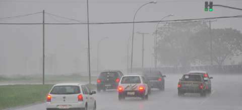 Chuva deve continuar na Capital e no sul do Estado ventos atingiram 83 km/h