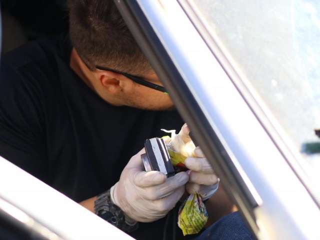 Carro estacionado perto de local de execu&ccedil;&atilde;o tinha muni&ccedil;&otilde;es