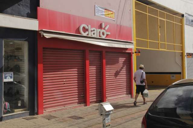 Telefonia: tercerizada fecha duas unidades, demite  e atrasa rescis&otilde;es 