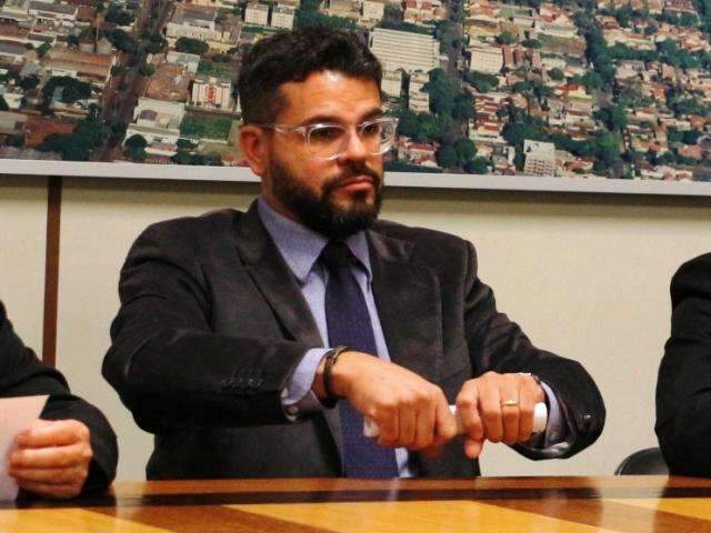 Depoimento de testemunhas de vereadora afastada &eacute; adiado de novo