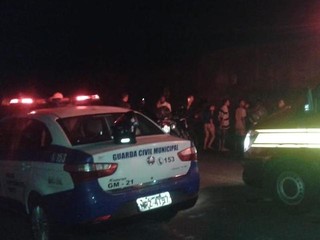 Guardas evitam linchamentos, flagram foragido por femic&iacute;dio e traficantes 
